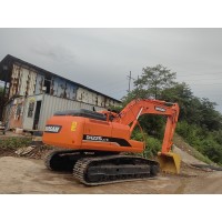 Doosan excavator DH225LC-9 China second-hand excavator export