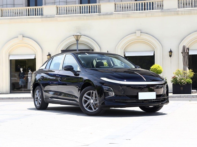 Hongqi E-QM5 Electric Vehicle