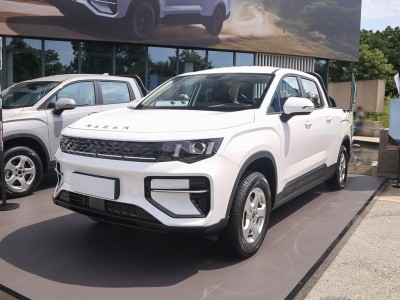 Geely Radar King Kong 2025 Hybrid Vehicle China Used Car Export