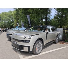 Company Sells 12 Lynk & Co 900