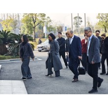 Yitongda Discusses New Cooperation Opportunities with Clients