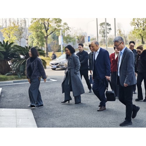 Yitongda Discusses New Cooperation Opportunities with Clients