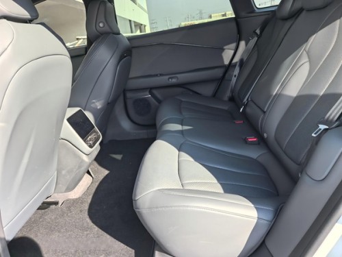 Selling a high-quality used electric vehicle - XPeng P7 Long Range Max