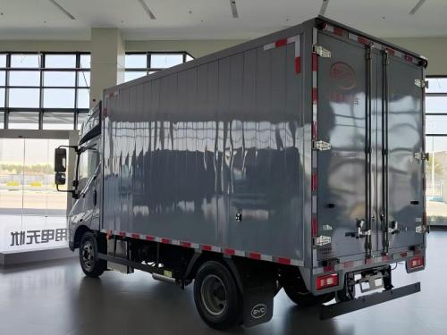 BYD T5DM & T5EV Electric Light Trucks from China | Hybrid & EV Options
