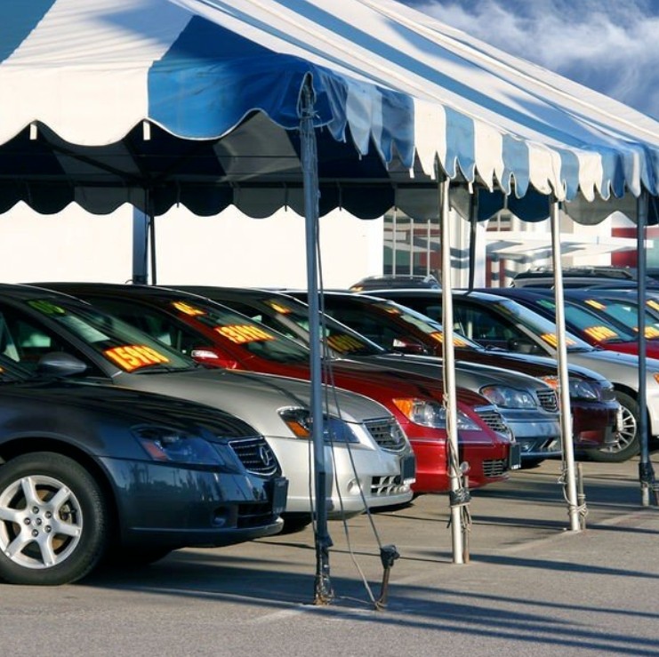 How to Choose a Used Car Dealer Online?