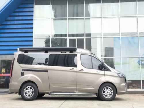 A small RV that can be used for both traveling and daily commuting - Travel Edition