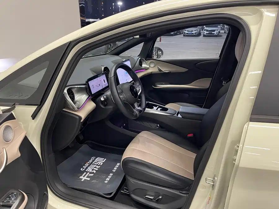2025 BYD Dolphin Intelligent Driving Edition