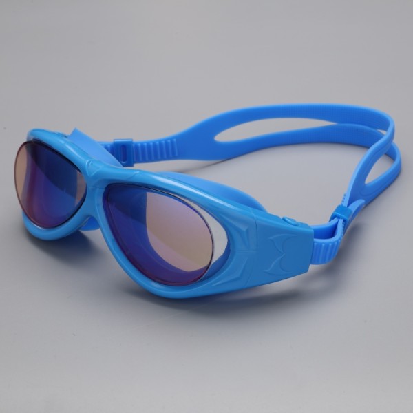 Designed for racing, the  goggle offers superior quality, comfort and allows you to move through the water with less resistance.
