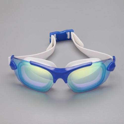 Designed for racing, the  goggle offers superior quality, comfort  N01