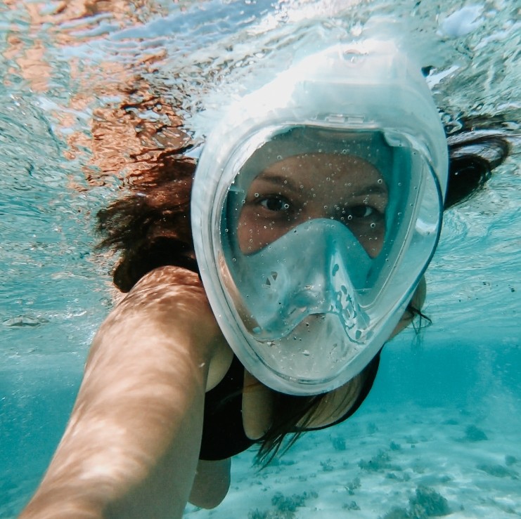 Full Face Snorkeling Masks: Pros and Cons
