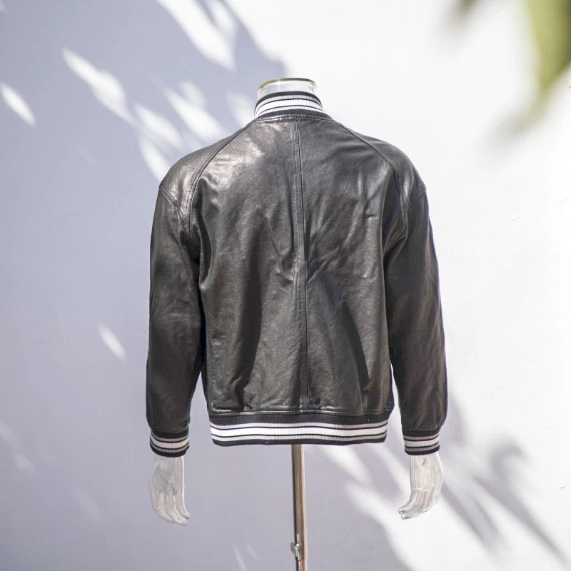 chaqueta bomber de cuero