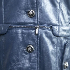 Chaqueta de cuero de invierno de nuevo diseño | Gabardina larga con cuello de piel | Chaqueta de cuero de invierno de piel de vaca para mujer
