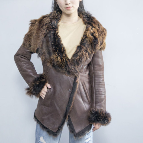 Cutomized Women Leather with Fur Winter Coat |Popular Women Leather Jacket Manufacturer