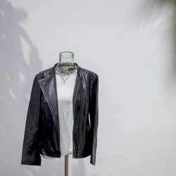 Top Grade Short Women Black Leather Blazer|Fashion Design Leather Blazer Manufacturer
