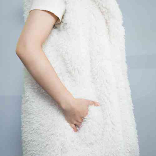 Gilet in pelliccia sintetica da donna alla moda| Produttore di giacche in pelliccia sintetica da donna dal design popolare
