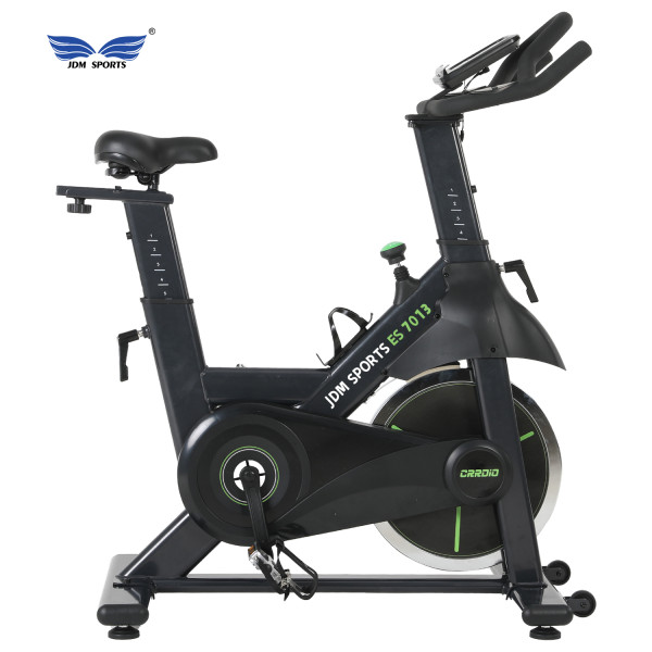 Adjustable Resistance Belt Drive Steel Indoor Cycling Bike