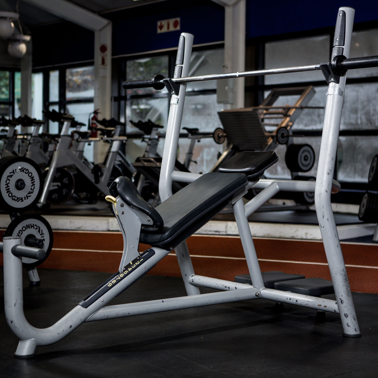 Best Home Gym Equipment Guide for Beginners: 4 Space-Saving Picks for Full-Body Training