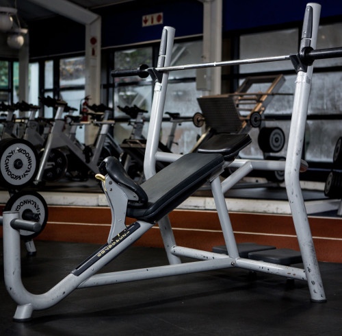 Best Home Gym Equipment Guide for Beginners: 4 Space-Saving Picks for Full-Body Training