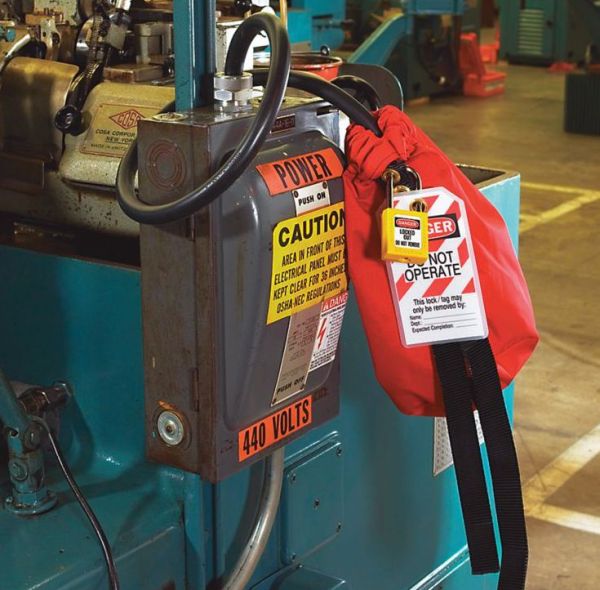 What to do if you find a lock or a tag on or around a machine near you?