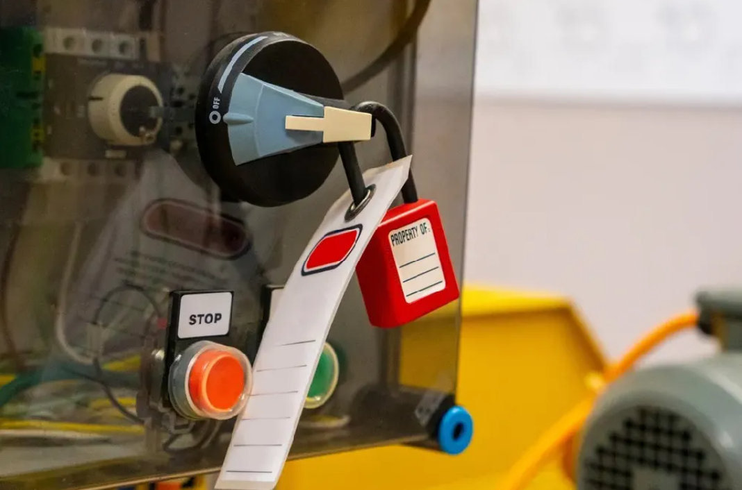 What should you do if lockout cannot be applied?