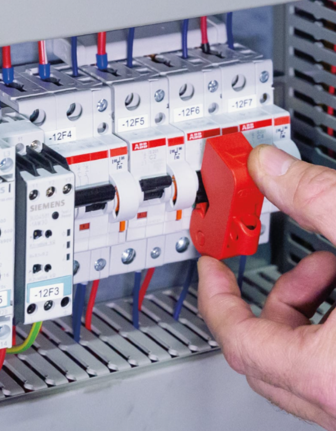 What is the difference between circuit breaker lockout and tag-only warning?