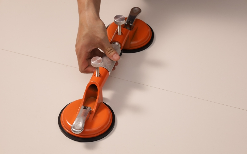 Suction Cup Innovation: Improving Ceramic Tile Installation Efficiency