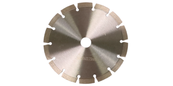 TOO-07 7英寸分段式金刚石锯片 180x12x22.23毫米 干湿两用，适用于混凝土、砖块、砌块、路面砖、屋顶瓦片等材料的切割 批发经销商