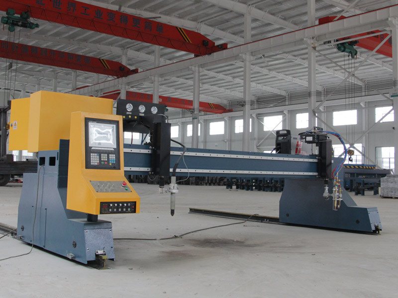 CNC Gantry Cutting Machine