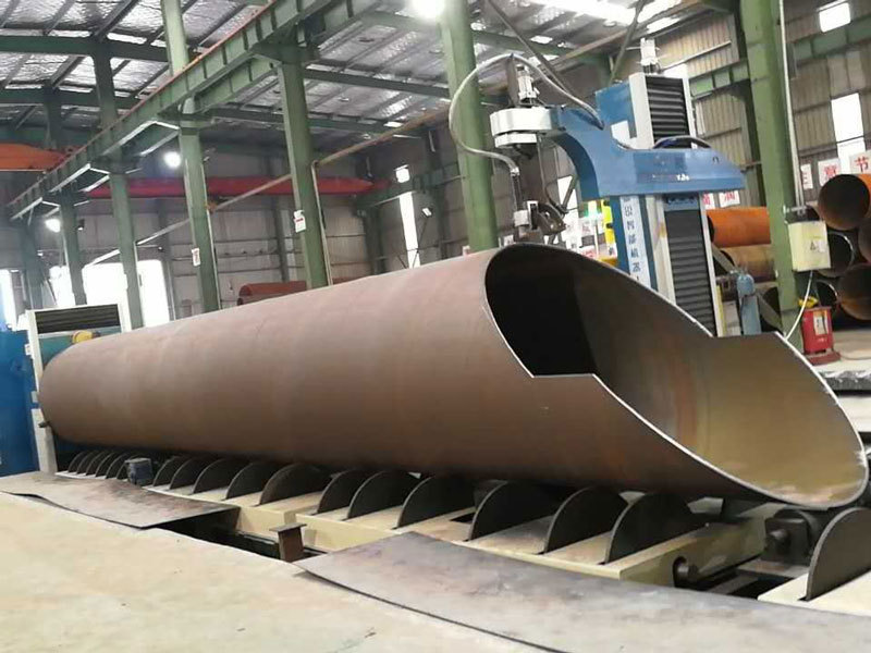 Roller Type Pipe CNC Plasma Cutting Machine