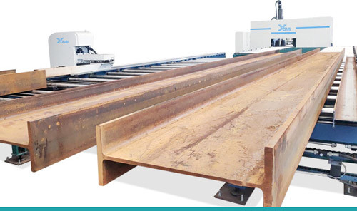 Feed roller frame and drilling position of the YOMI 3D beam drilling machine