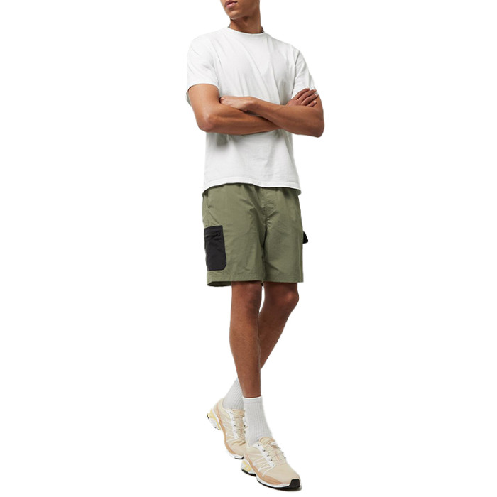 Custom mens lightweight breathable sun protection quick dry loose elastic waist cargo shorts