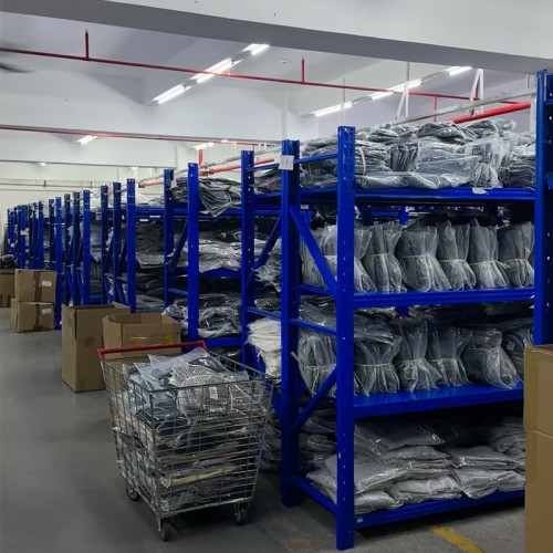 Who is the best choice for your business partner? Distributor vs Wholesaler