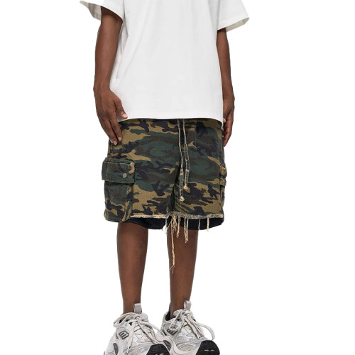 OEM shorts | Vintage camouflage shorts | Multi-pocket utility shorts | Dark greenish brown | Raggedy
