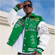 Balancing Fashion and Comfort: The Best Custom Streetwear for Men