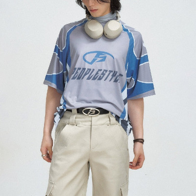 Polyester sports t-shirts | V-neck unisex jersey | U.S. bestseller | Streetwear manufacturer