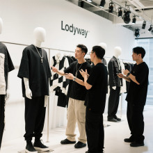 How to Custom the Right Size for Your Brand's Apparel?