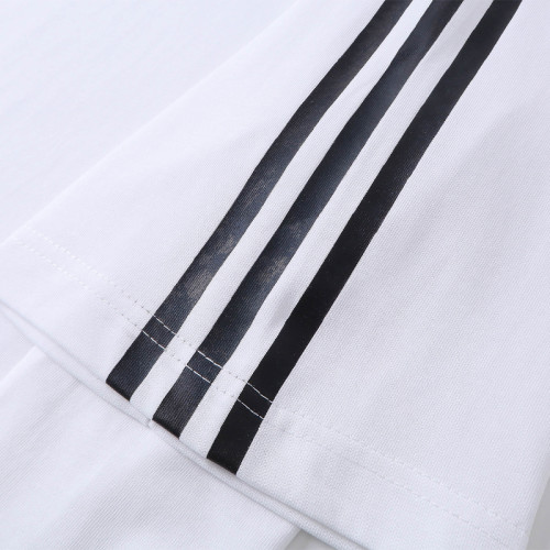 Garment supplier | Cotton v-neck sports t-shirts | Unisex striped tee | Loose fit activewear