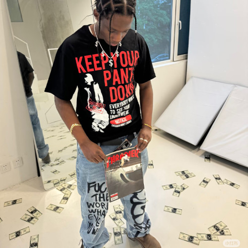 Are Graphic Tees Still Trending?