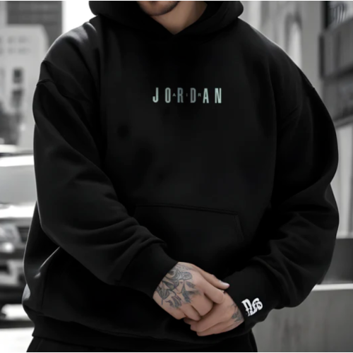 A Guide to Styling a Hoodie for Men
