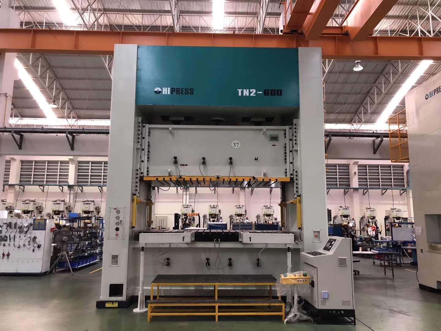 Double sided safety light curtain for punch press