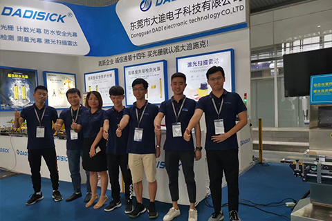 Sale Team on Exhibition Photoelectric Sensors