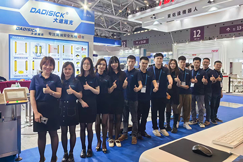 Sale Team on Exhibition Safety Light-Beam Sensors
