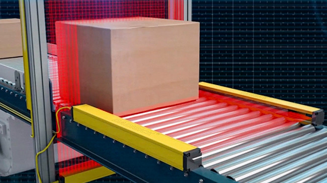 Measuring the size of logistics cardboard boxes through light curtain detection