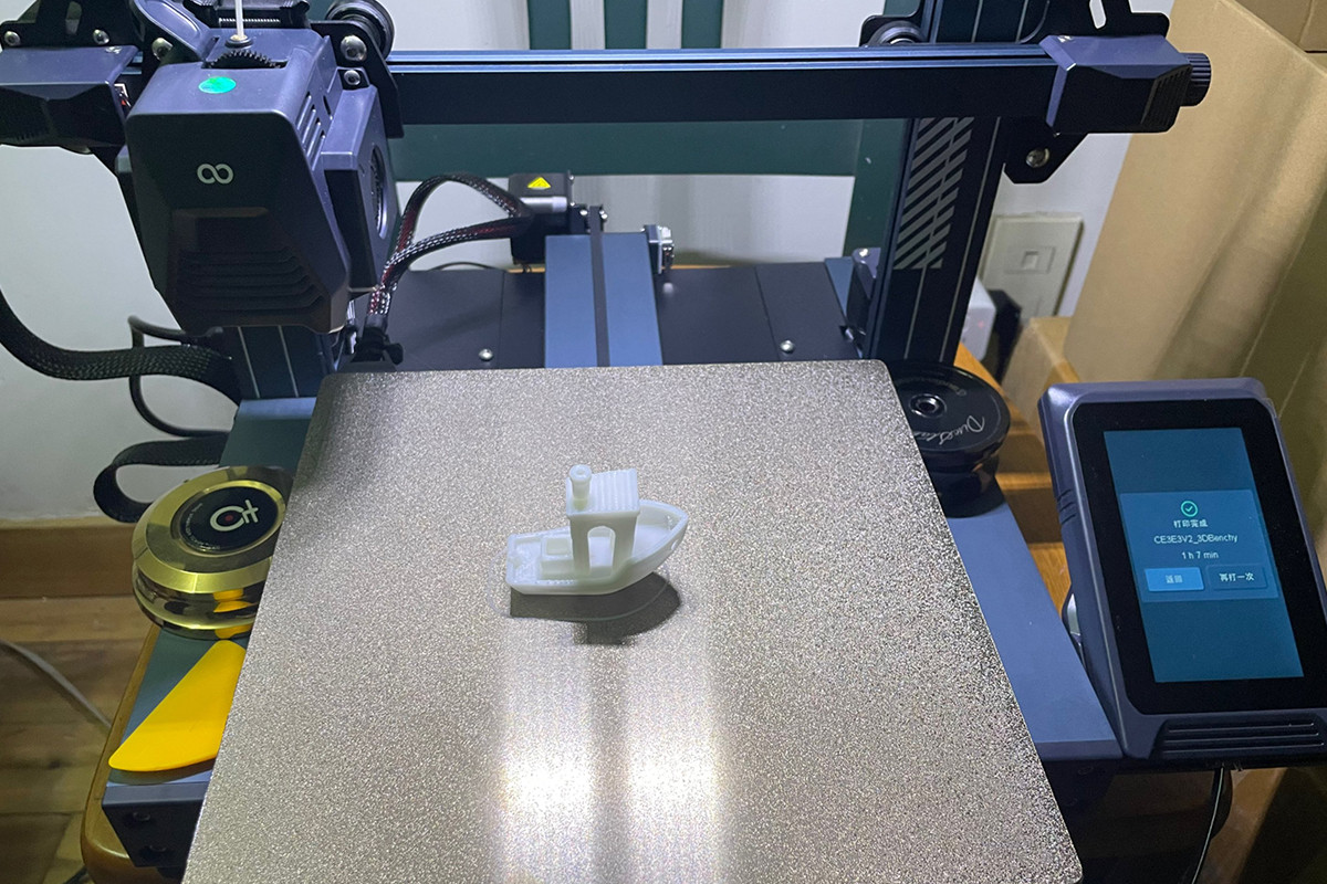 Sensore di spostamento laser utilizzato nelle stampanti 3D