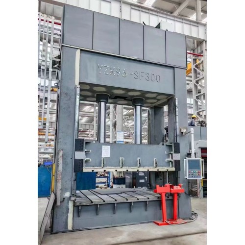 セーフティライトカーテンは何に使用されますか?