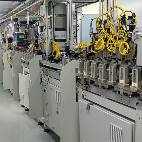 産業オートメーション生産ラインにおける広域スキャン範囲ライトカーテンの応用