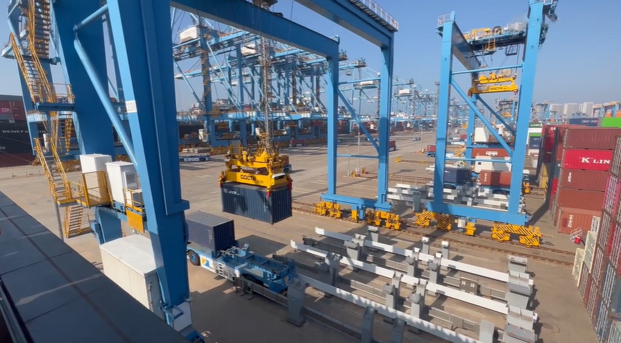 Landside Exchange Zone in Automated container terminals