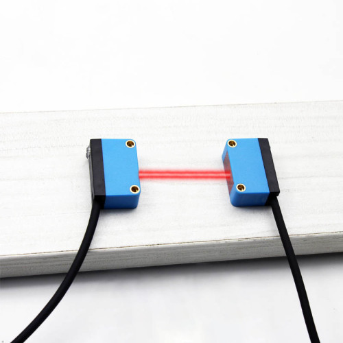 Universal Square Photoelectric Sensor GF43 Series