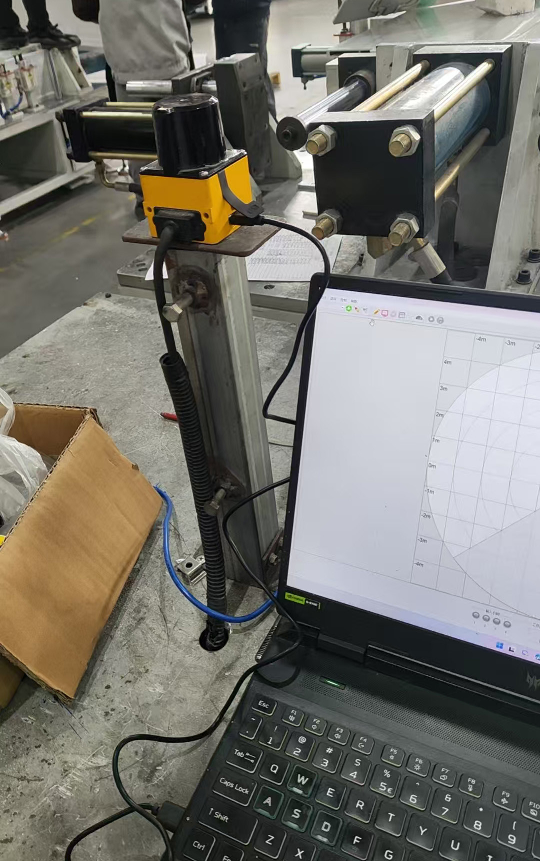 Hydraulic Cylinder Work Area Monitoring and Obstacle Avoidance Solution