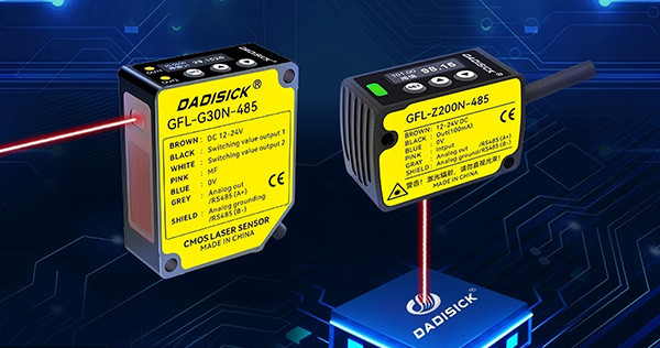 laser triangulation displacement sensor